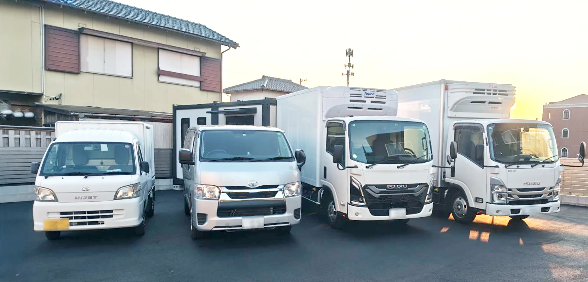T&Yフーズ保有設備 二層式トラック、冷凍車、普通配送車
